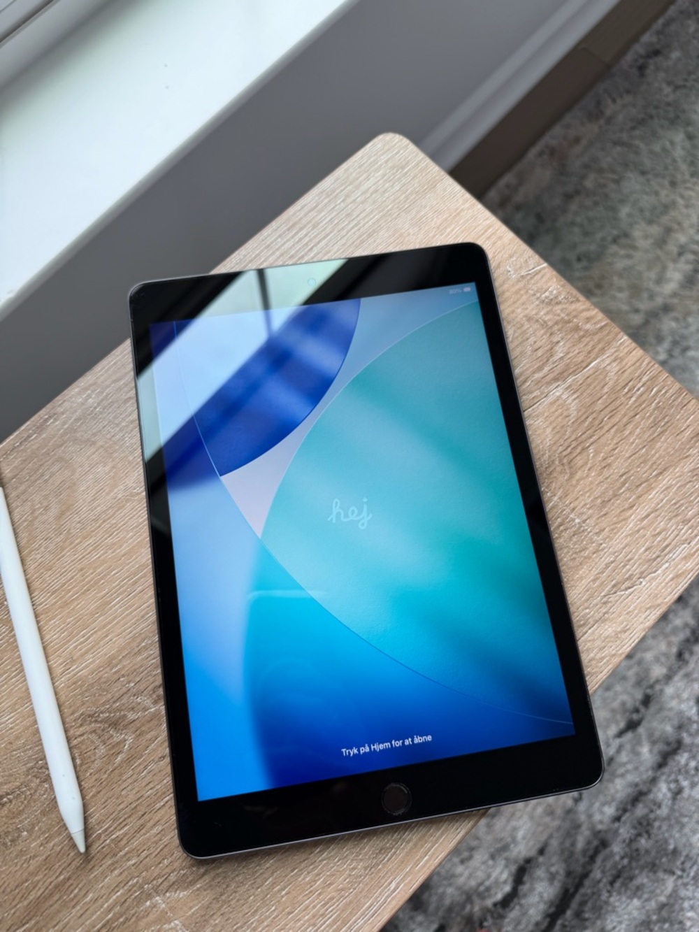 Apple iPad with Black Front and Silver Back, Includes Apple Pencil
